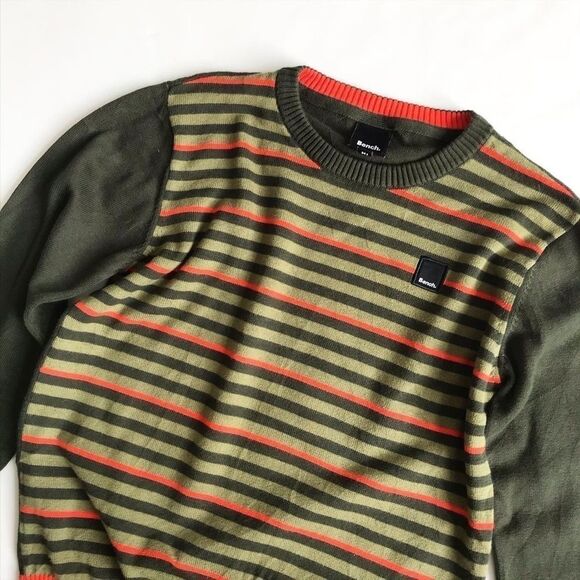 Bench stripe light knit crewneck sweater EUC 9-10Y - Picture 2 of 4